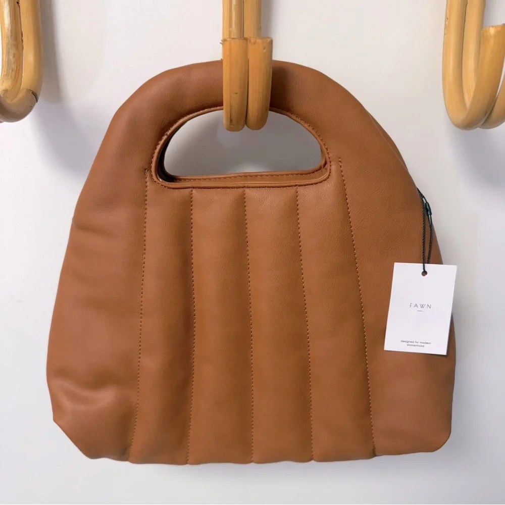 Fawn Design LIMITED EDITION The Quilted Handbag Puffy NWT - Picture 2 of 4